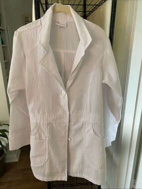 WonderWink Women's White lightweight Lab Coat